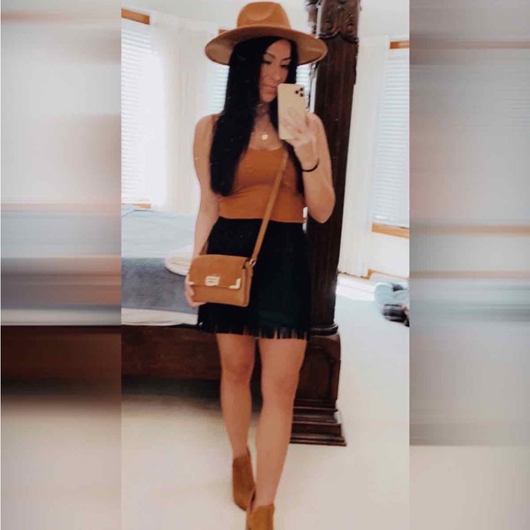 Meet your Posher, Jayme - Picture 1 of 1